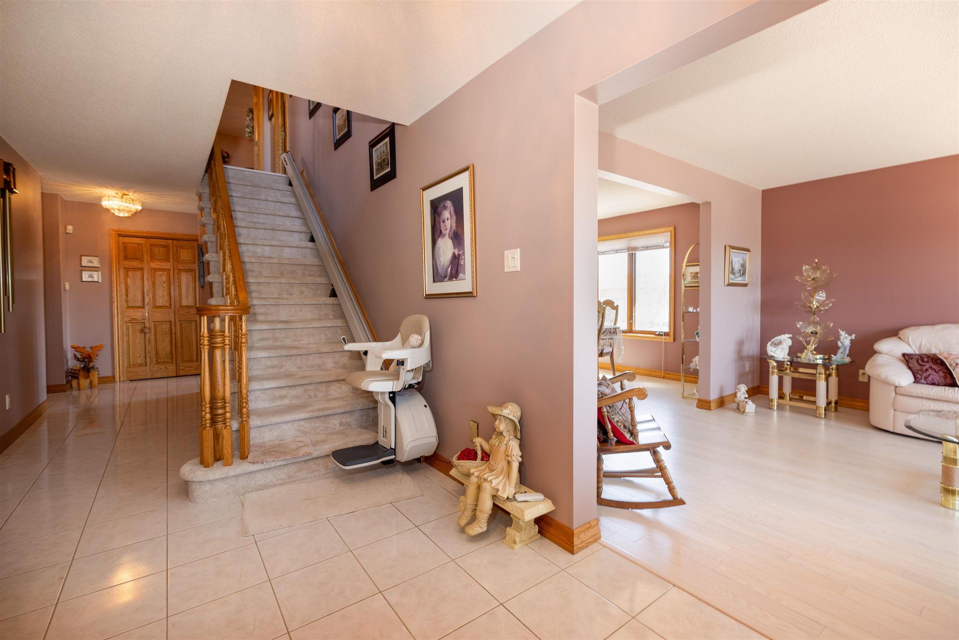 405 Riviera Drive, Thunder Bay, ON - Indoor Photo Showing Other Room