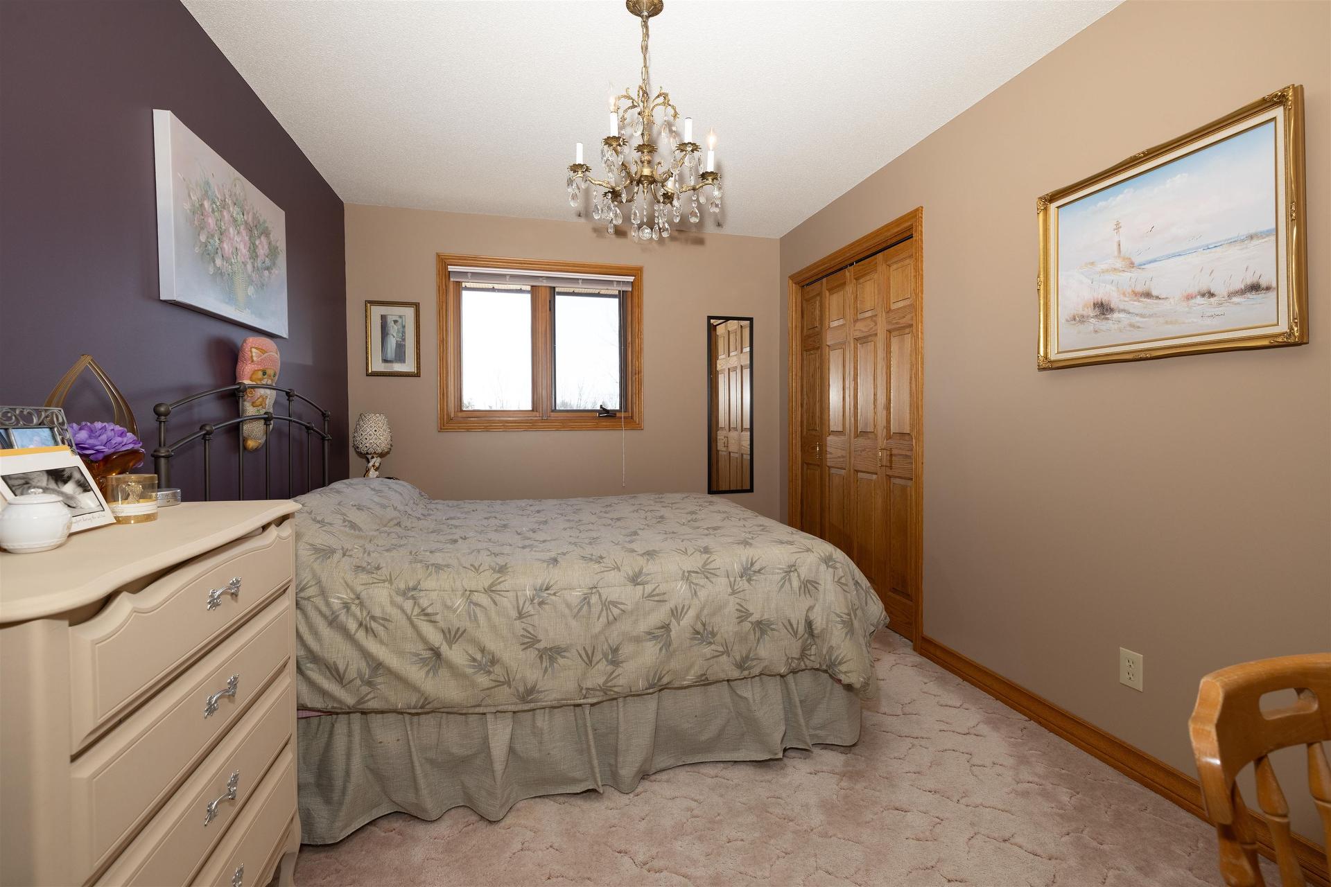405 Riviera Drive, Thunder Bay, ON - Indoor Photo Showing Bedroom