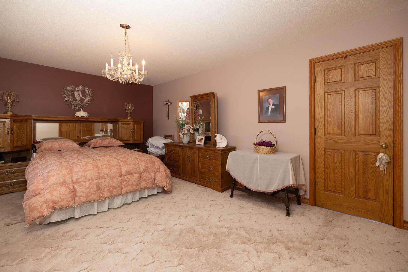 405 Riviera Drive, Thunder Bay, ON - Indoor Photo Showing Bedroom