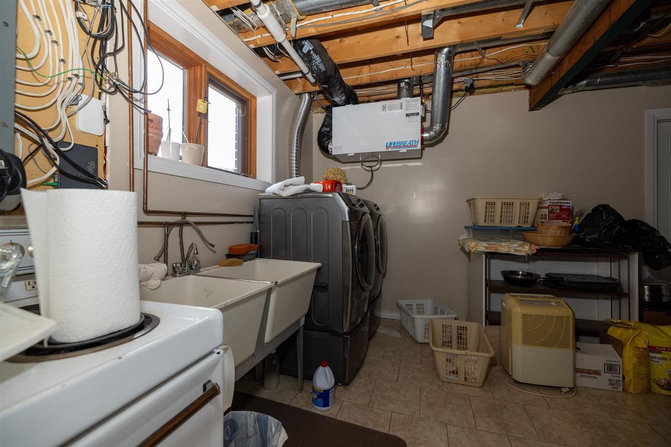 405 Riviera Drive, Thunder Bay, ON - Indoor Photo Showing Other Room