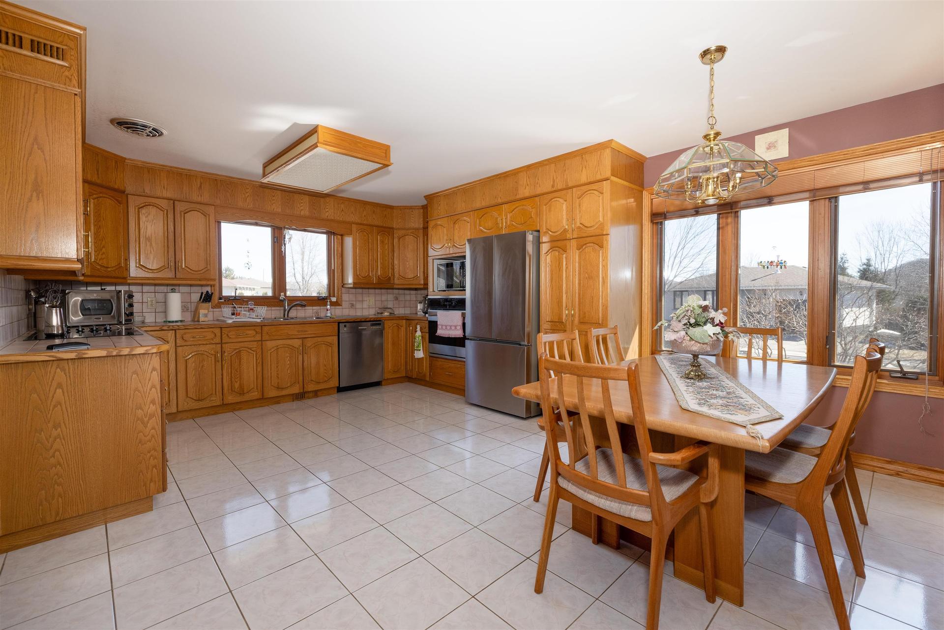 405 Riviera Drive, Thunder Bay, ON - Indoor