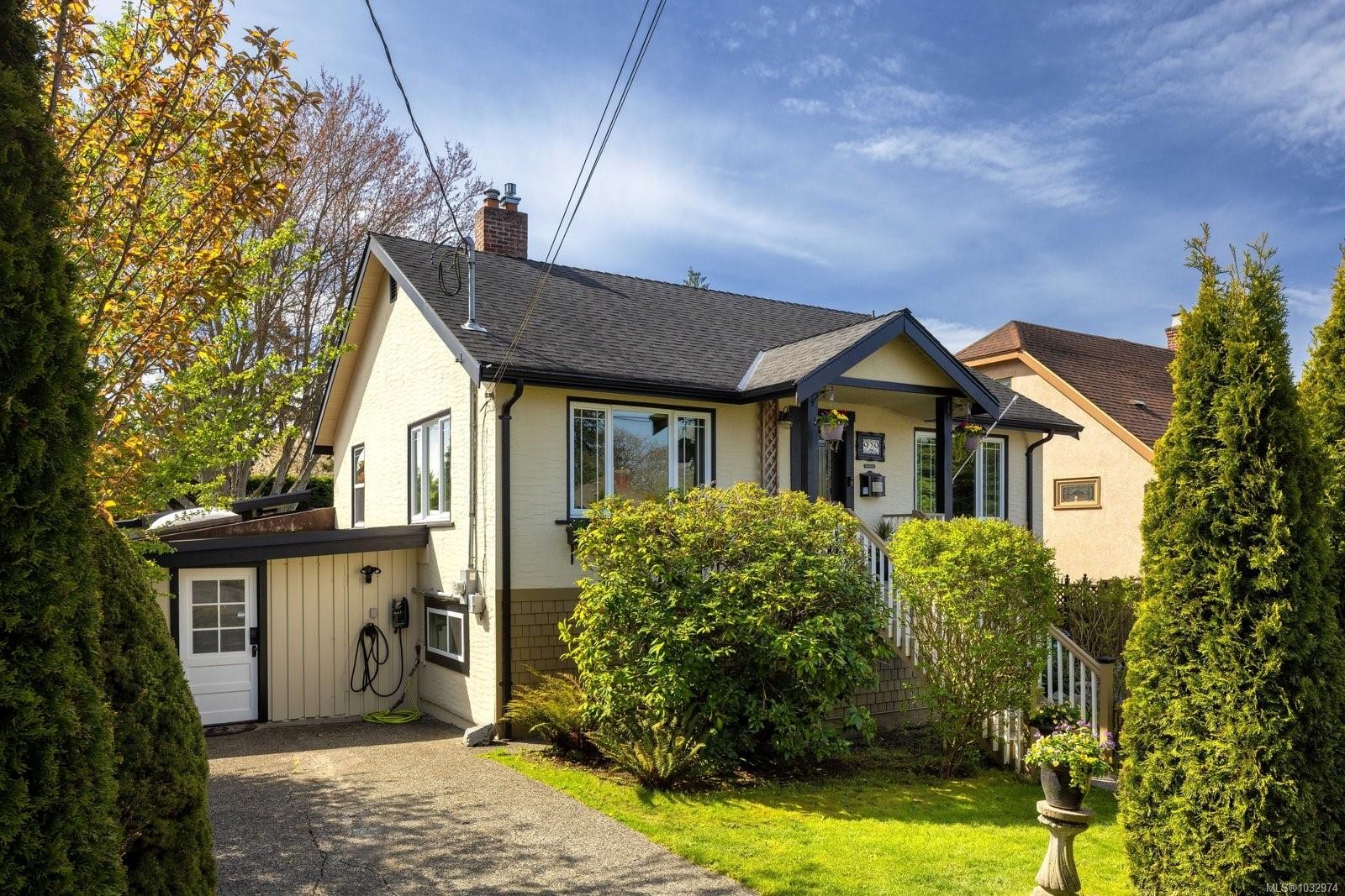 929 Easter Rd, Saanich, BC