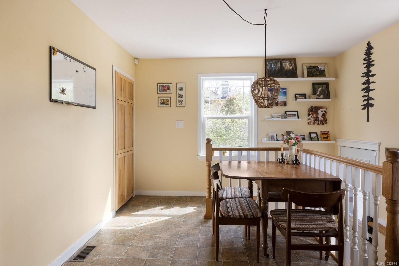 929 Easter Rd, Saanich, BC