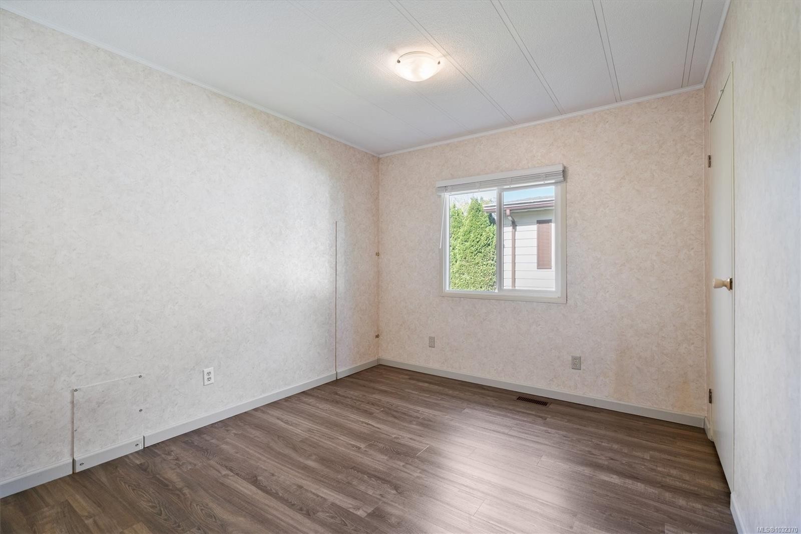2111 Summergate Blvd, Sidney, BC