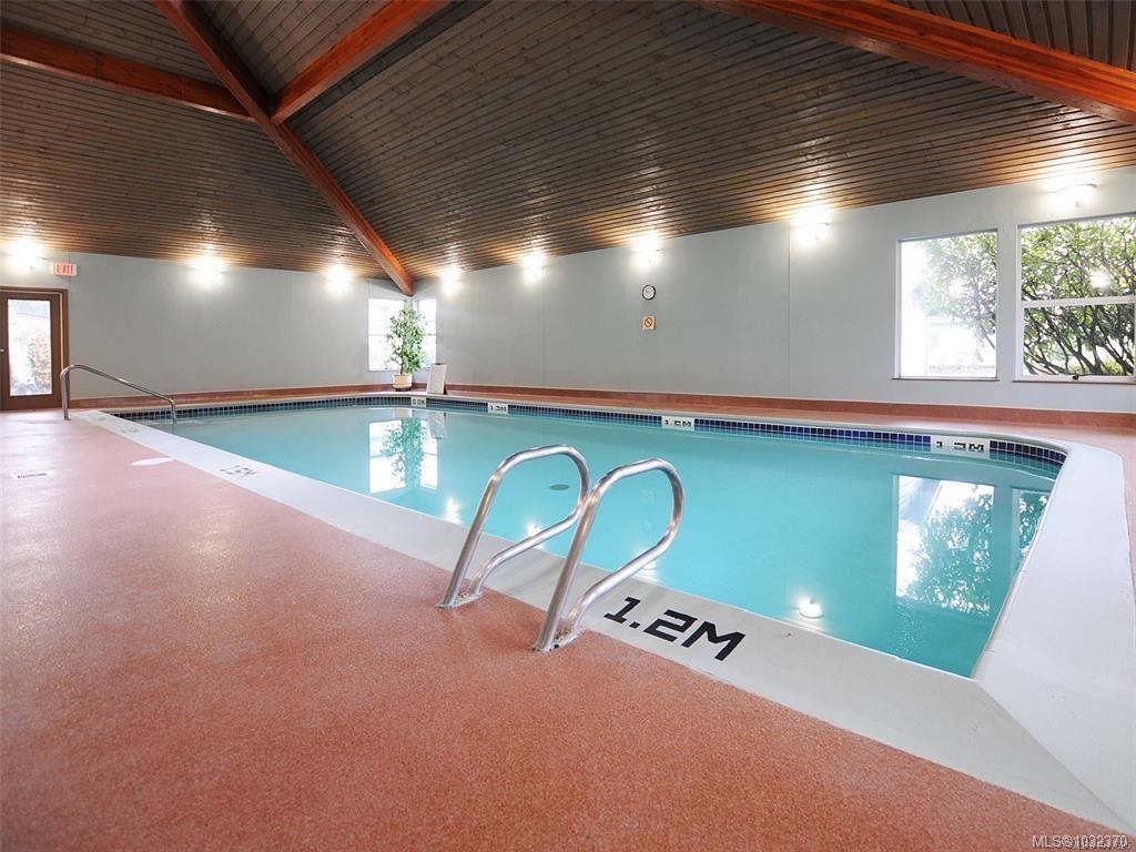 2111 Summergate Blvd, Sidney, BC