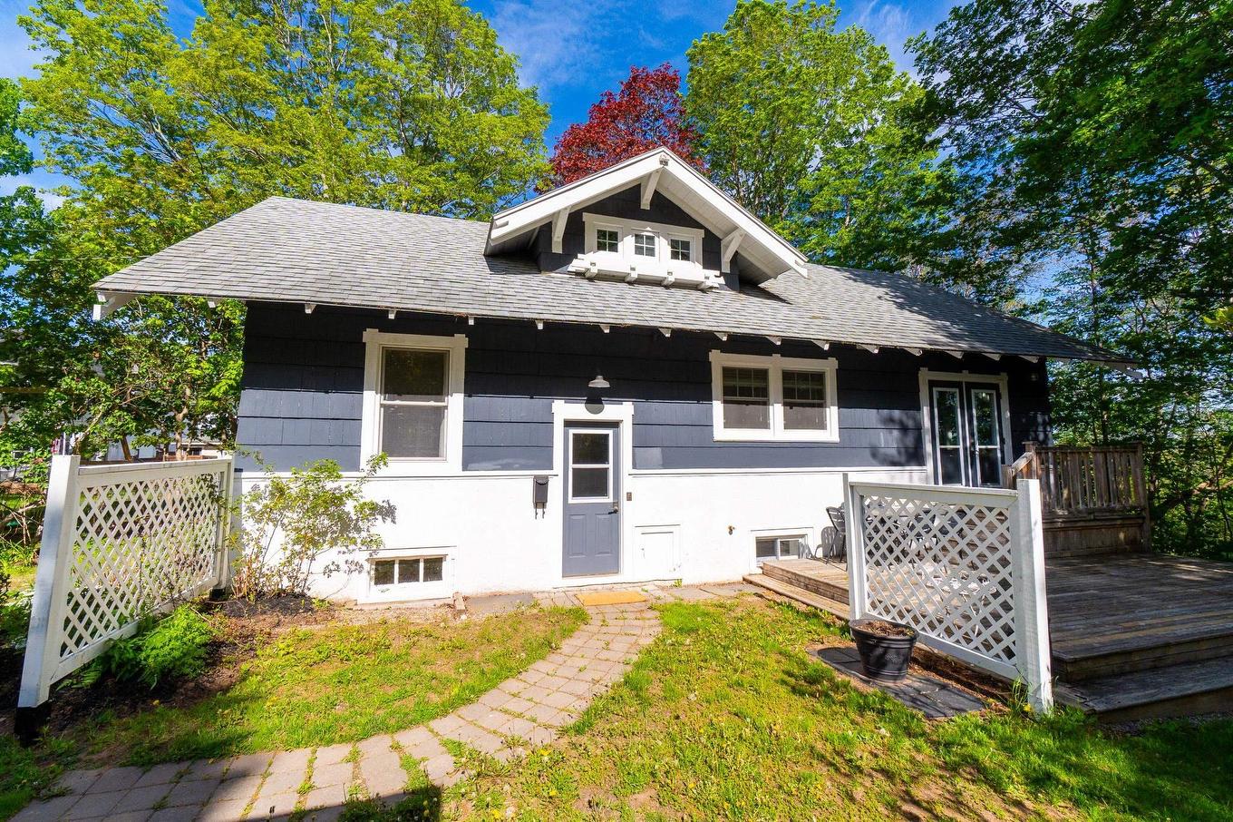 35 King Street, Kentville, NS