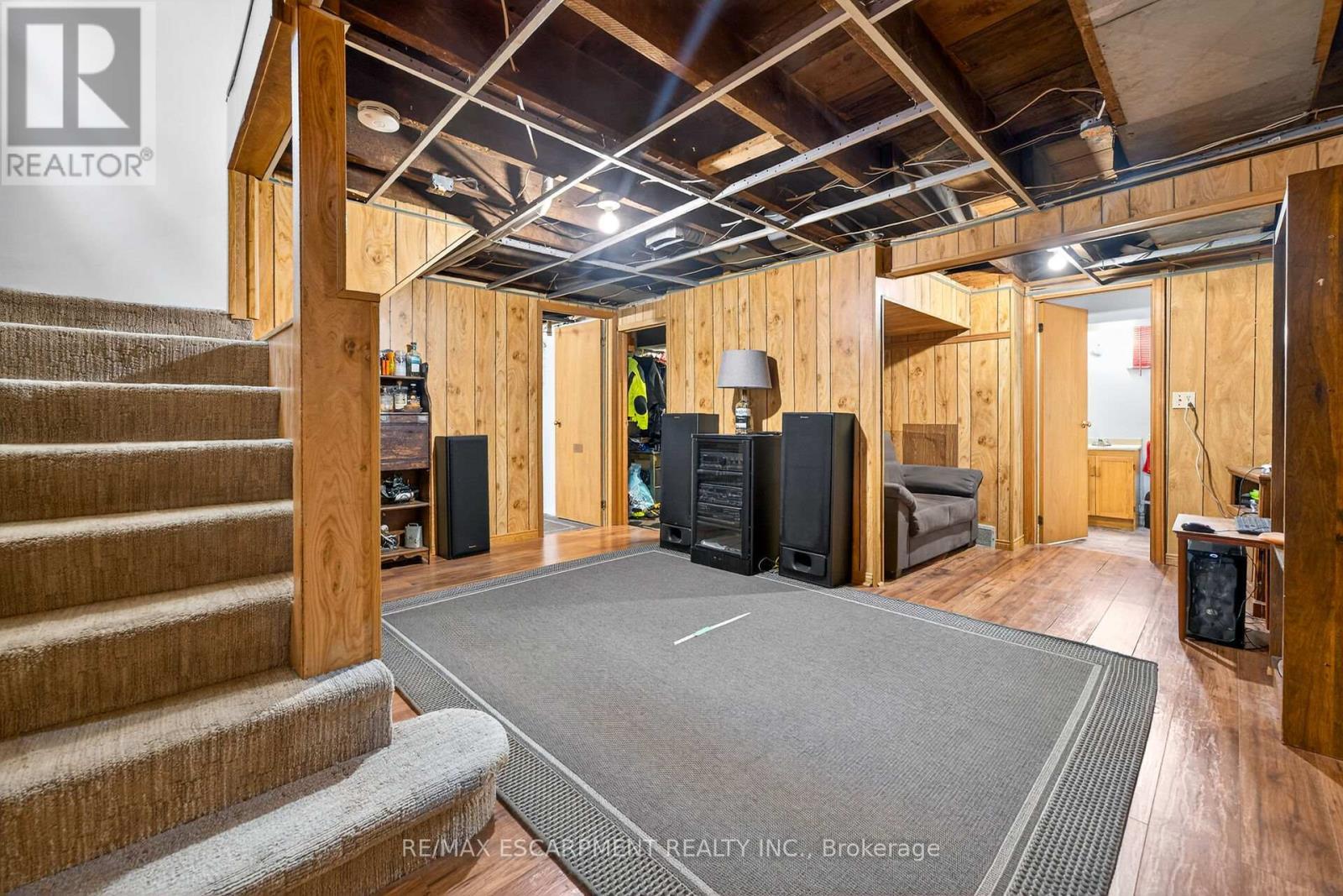 188 Park Row S, Hamilton, ON - Indoor