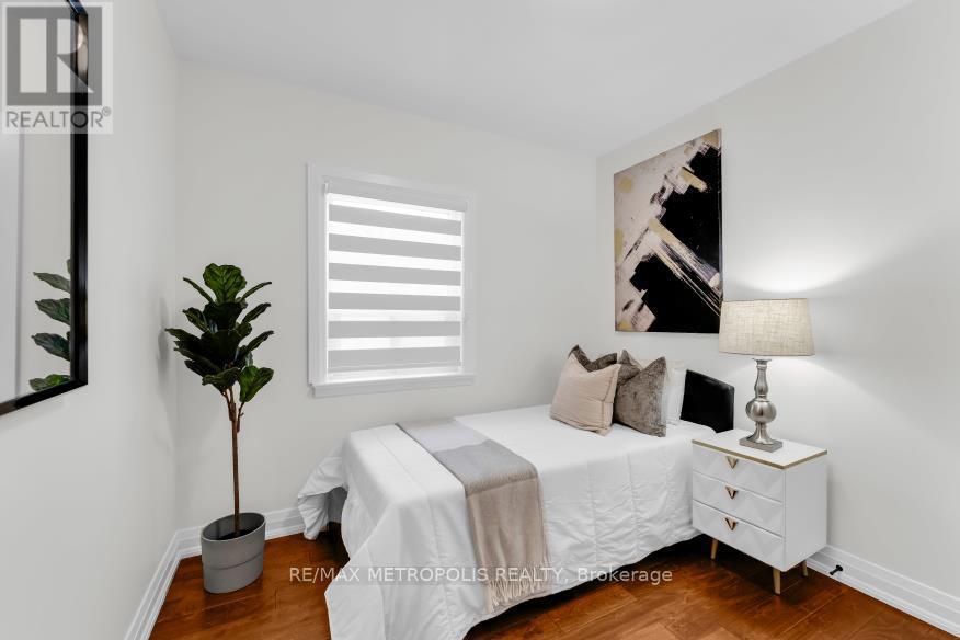 #Main - 88 Crocus Drive, Toronto, ON - Indoor Photo Showing Bedroom