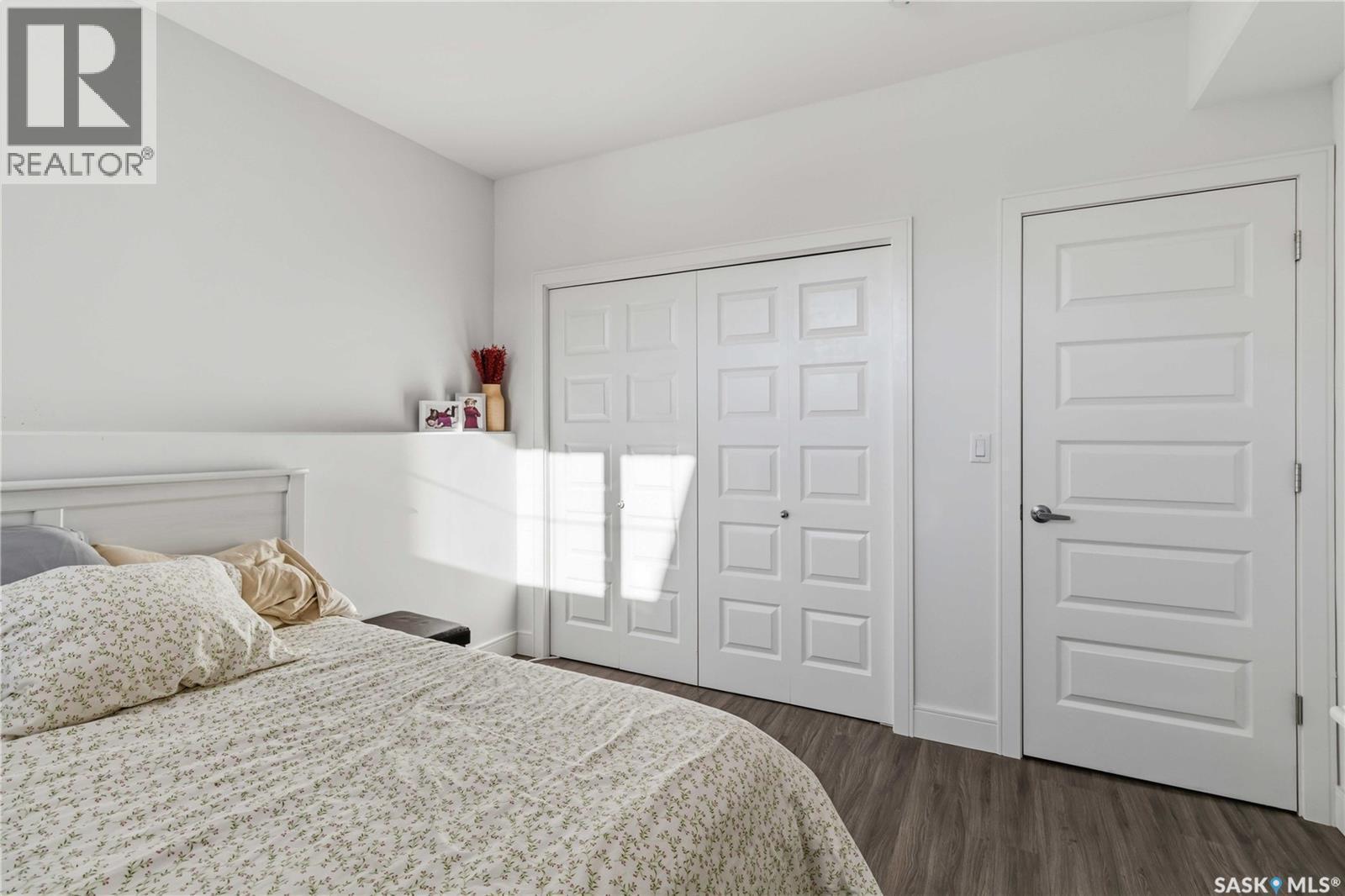 403 Delainey Road, Saskatoon, SK - Indoor Photo Showing Bedroom