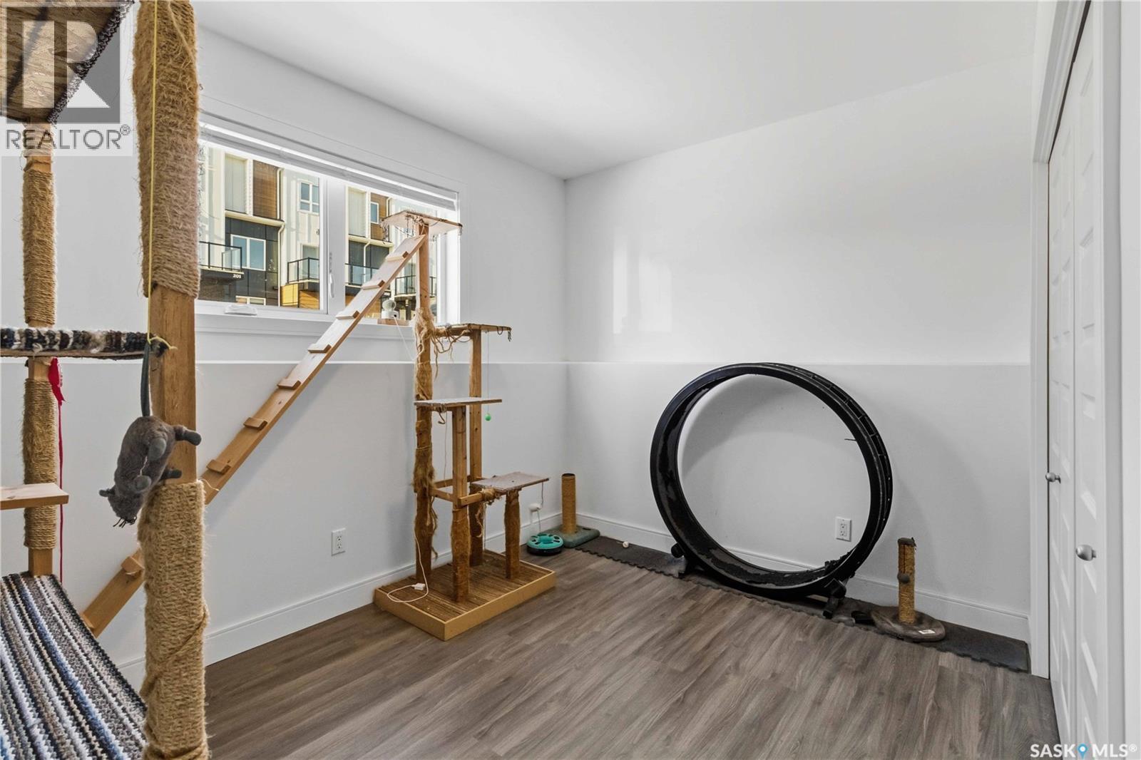 403 Delainey Road, Saskatoon, SK - Indoor