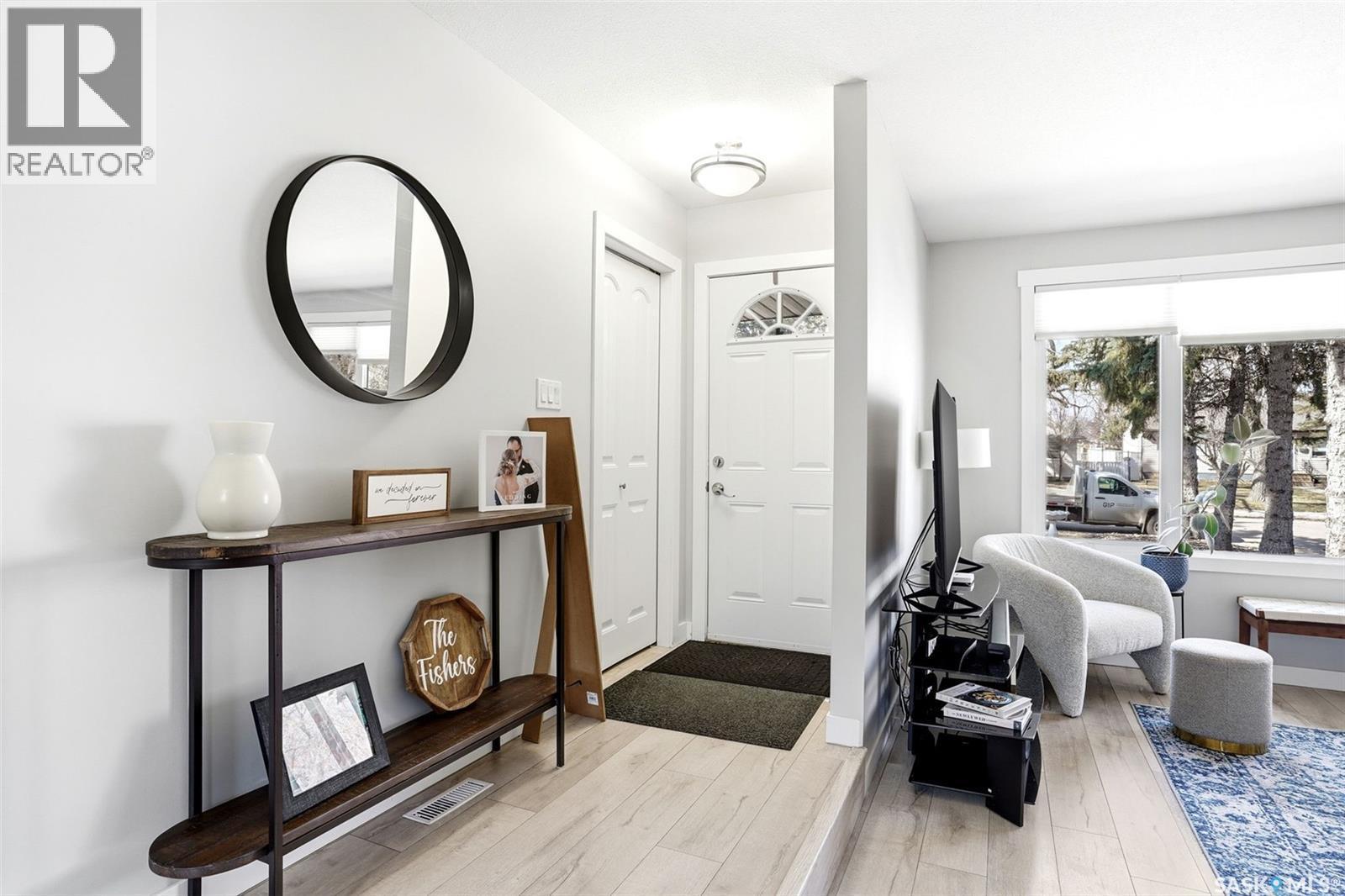 1115 12Th Avenue E, Regina, SK - Indoor Photo Showing Other Room