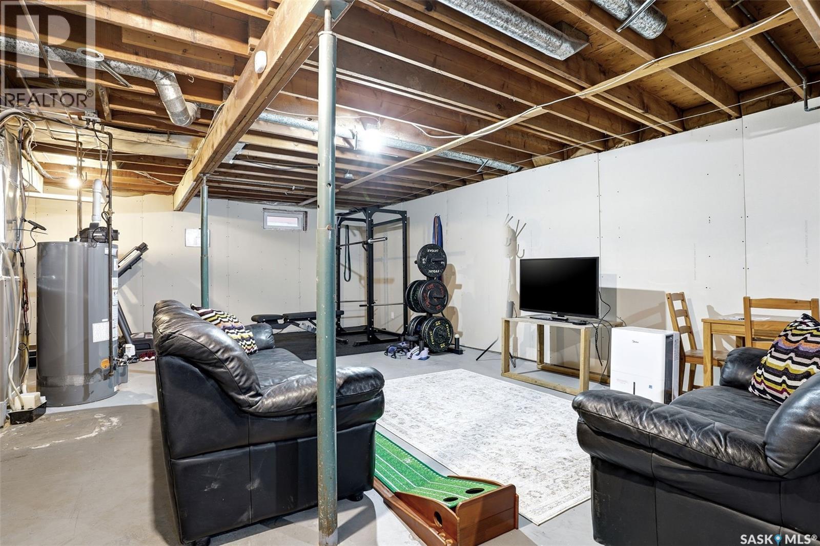 1115 12Th Avenue E, Regina, SK - Indoor Photo Showing Basement