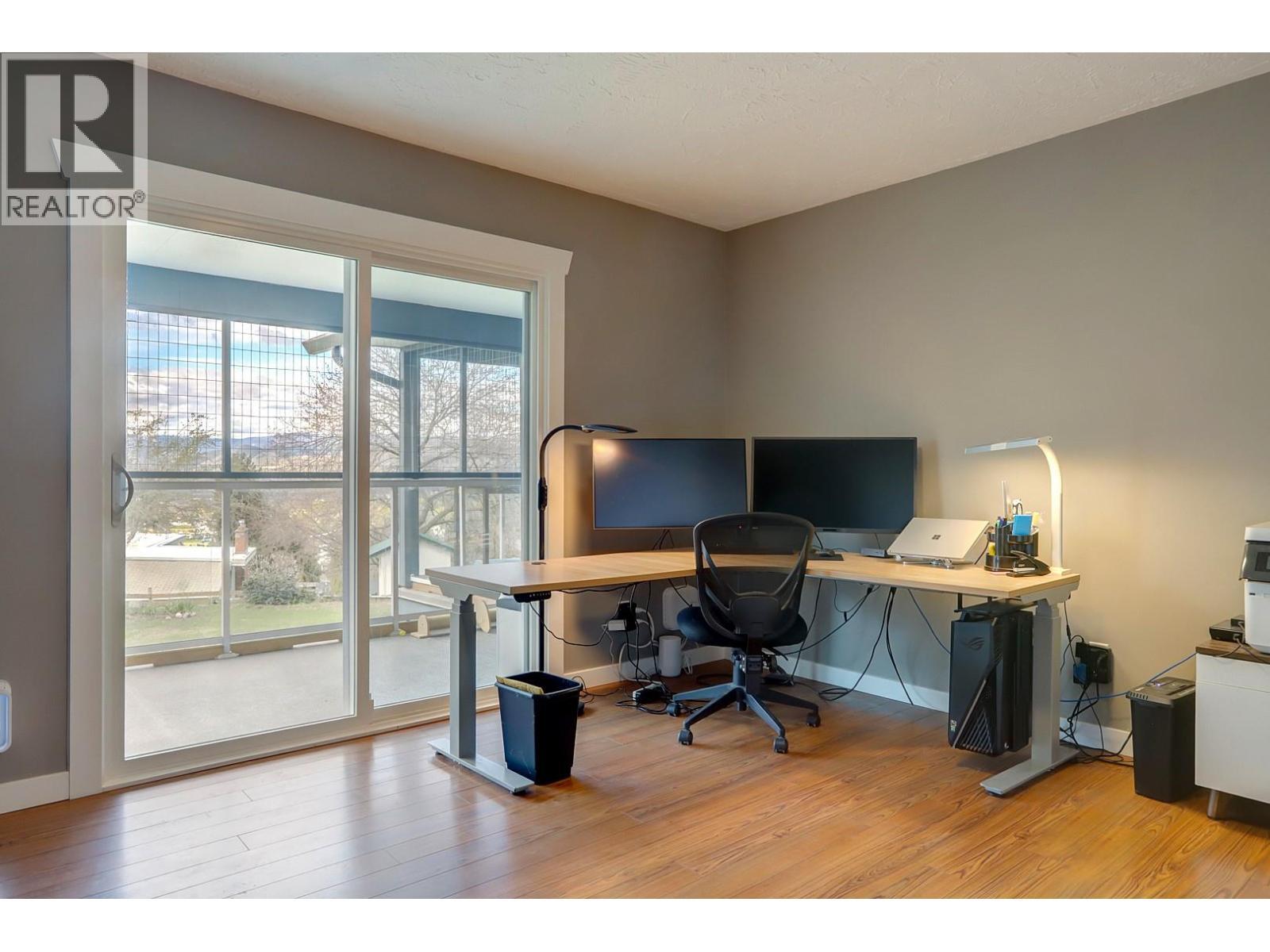 674 Pheasant Road, Vernon, BC - Indoor Photo Showing Office