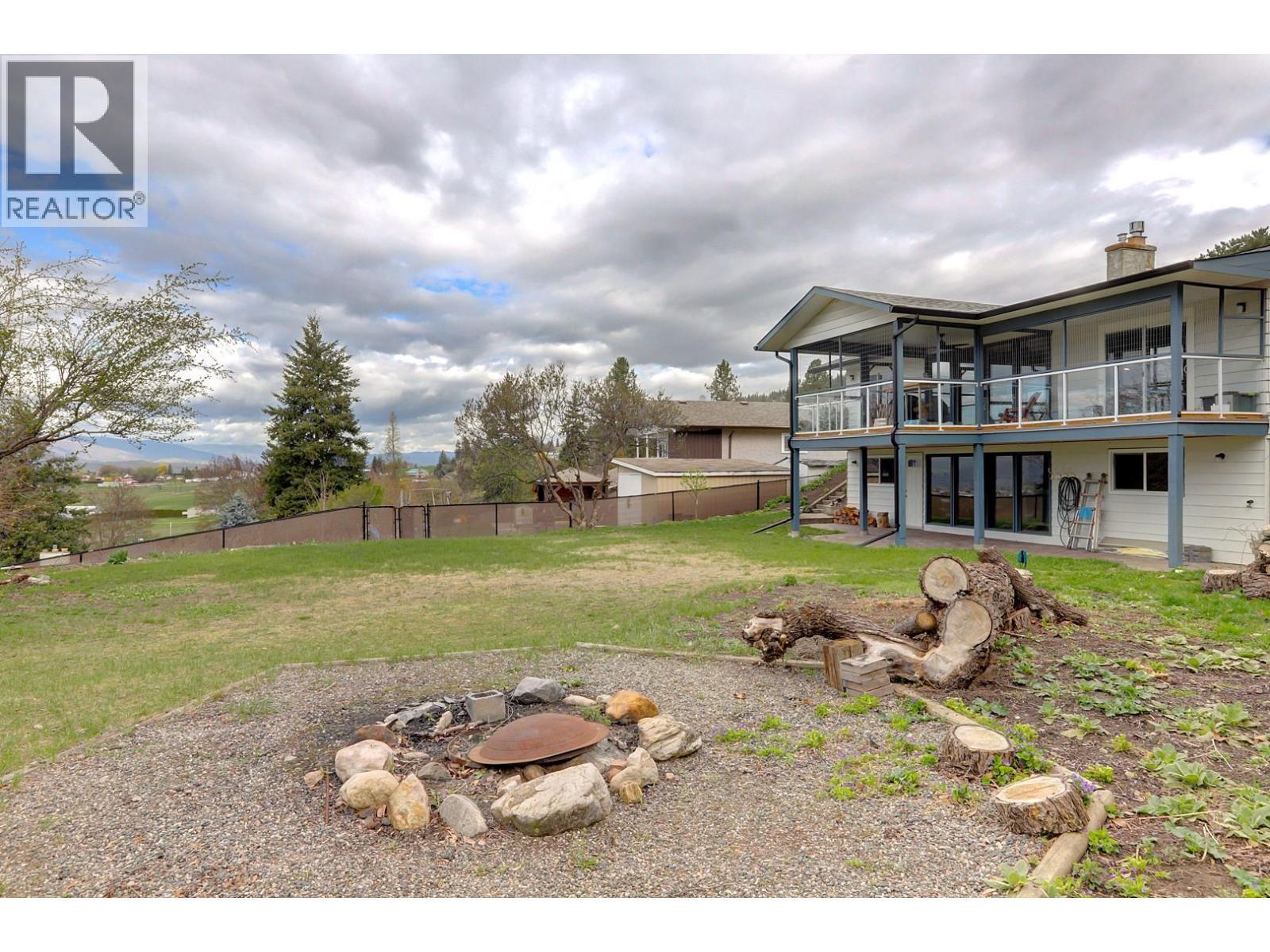 674 Pheasant Road, Vernon, BC - Outdoor With Deck Patio Veranda