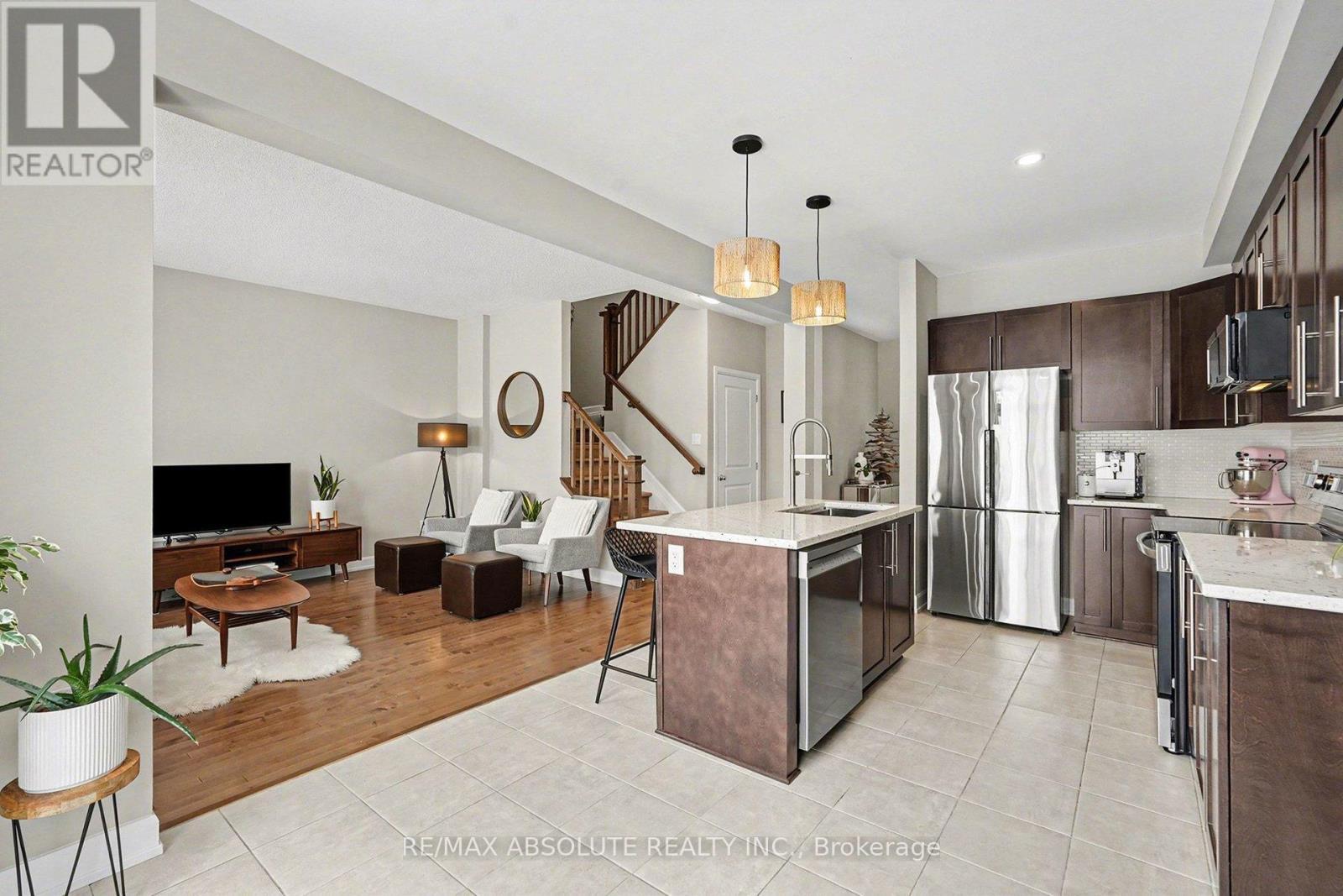 633 Geranium Walk, Ottawa, ON - Indoor Photo Showing Kitchen