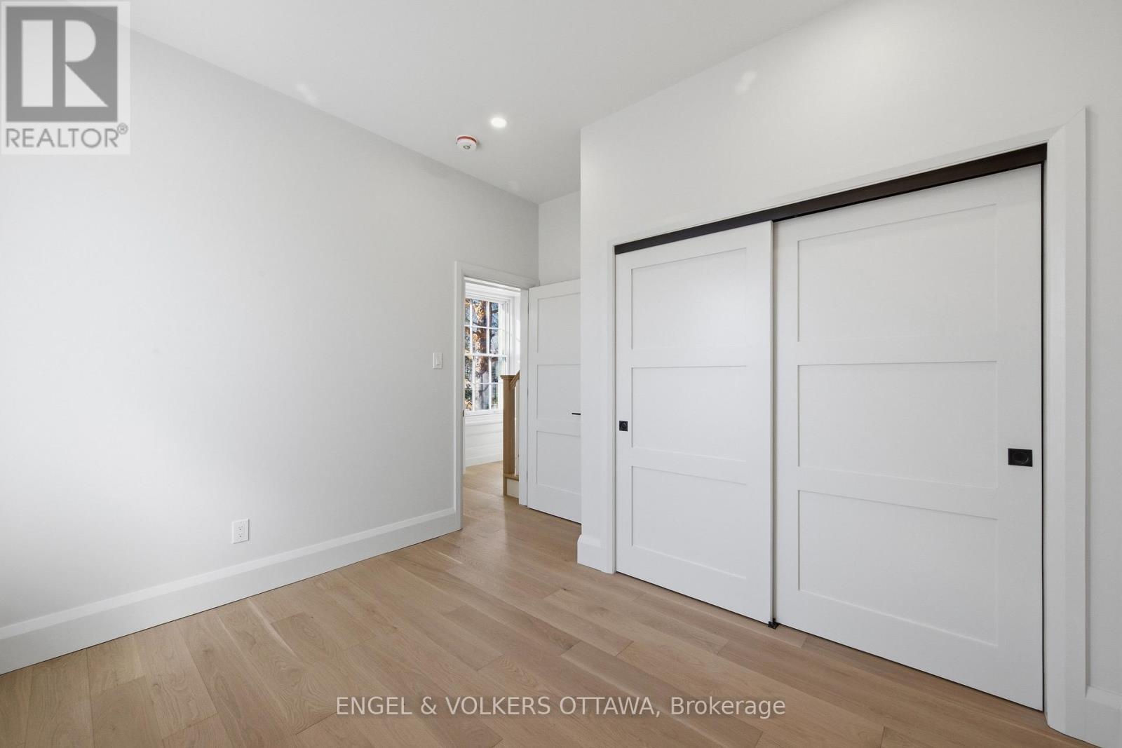 71 Thomas Street, Ottawa, ON - Indoor Photo Showing Other Room