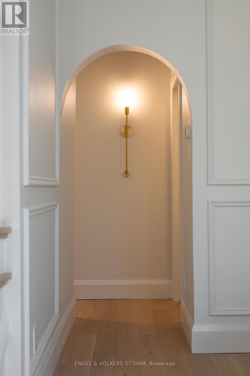 71 Thomas Street, Ottawa, ON - Indoor Photo Showing Other Room