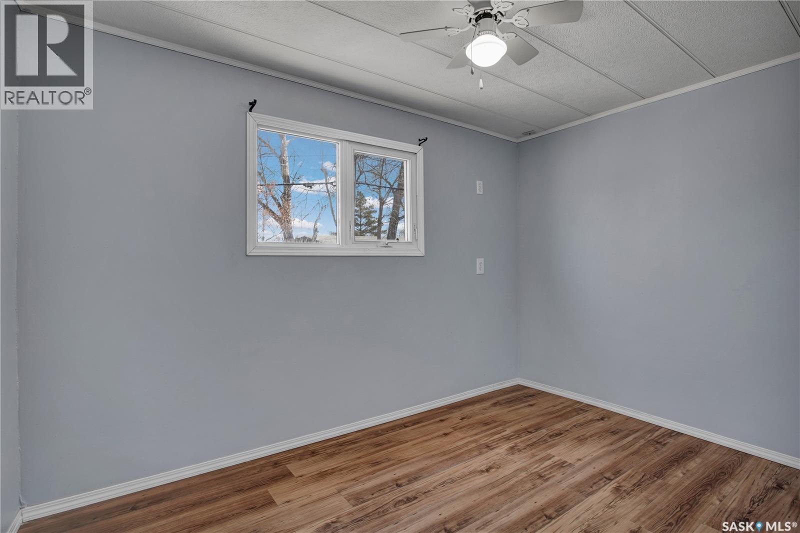 82 2Nd Street, Osler, SK - Indoor Photo Showing Other Room