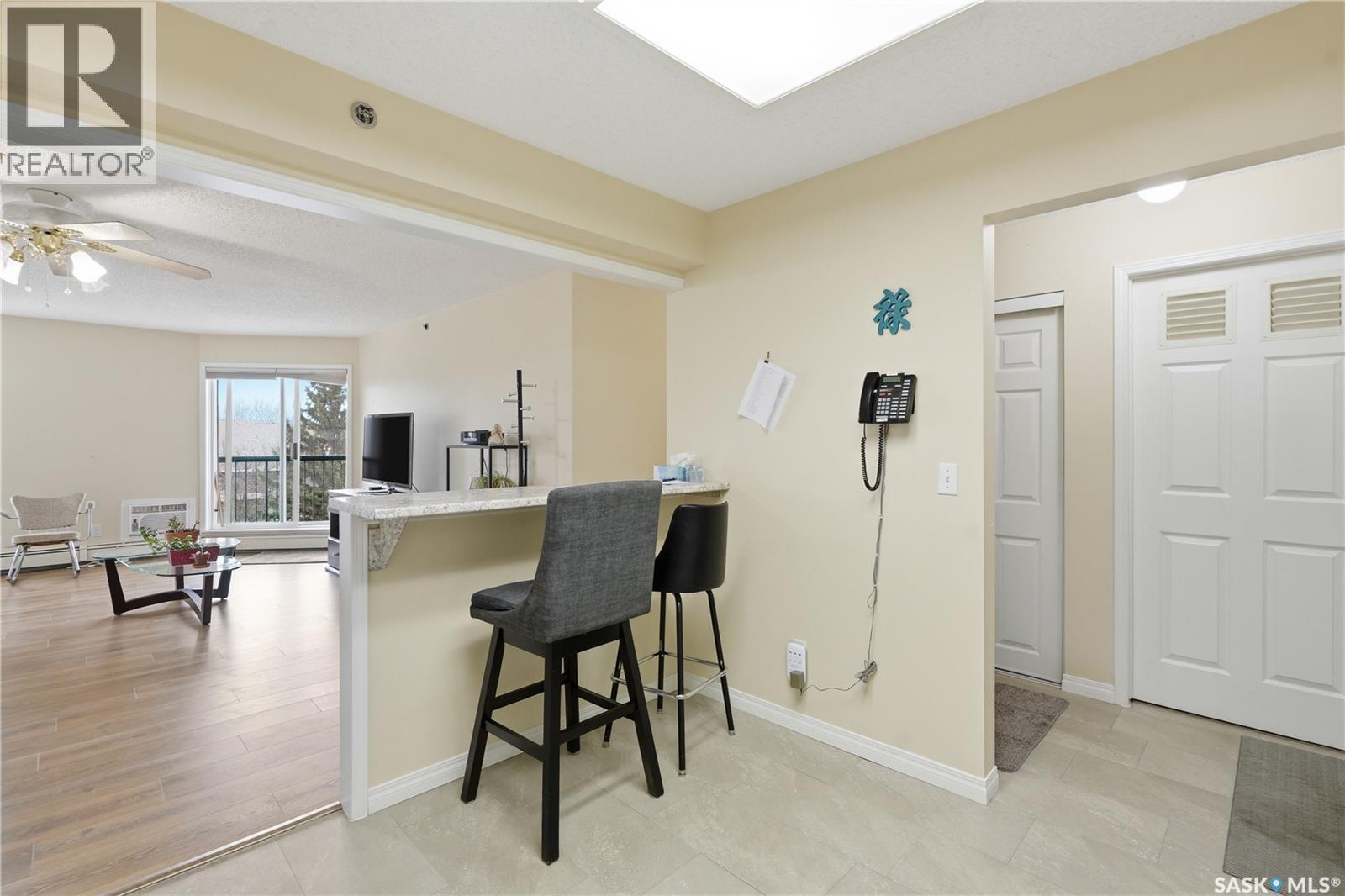 402 301 Cree Crescent, Saskatoon, SK - Indoor