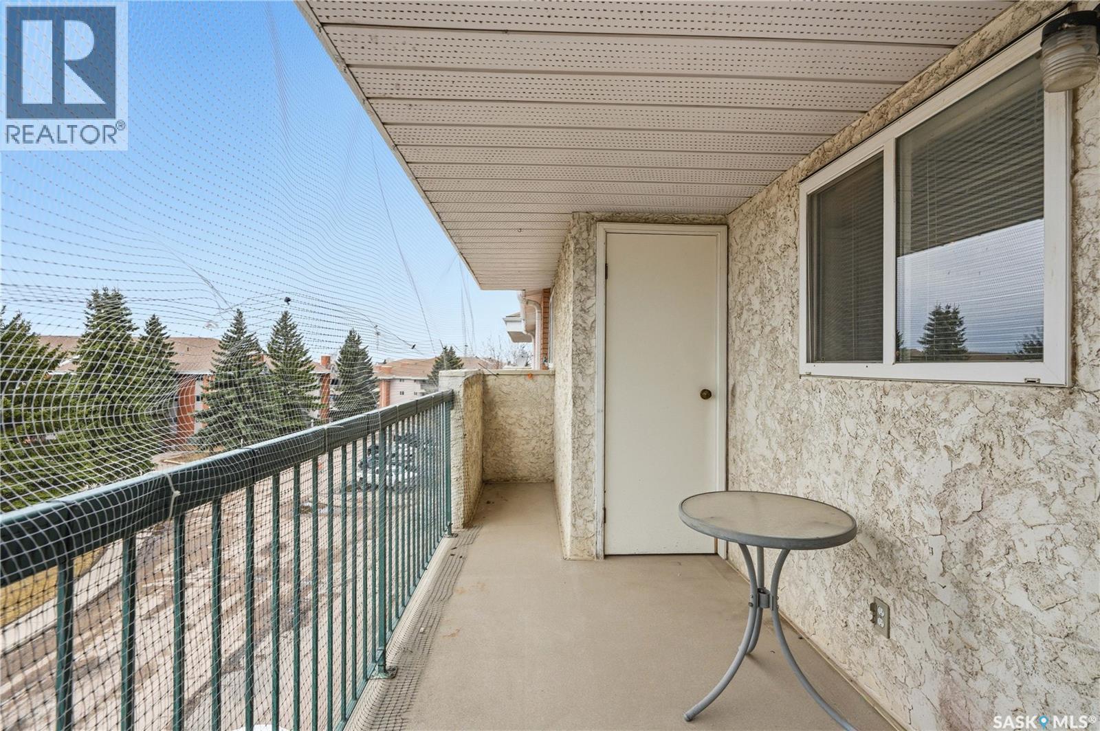 402 301 Cree Crescent, Saskatoon, SK - Outdoor With Balcony With Exterior