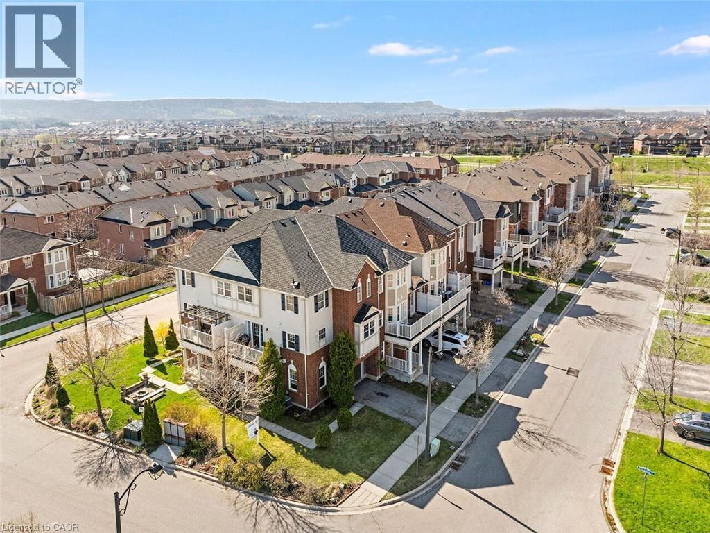 656 Frank Place, Milton, ON - Outdoor With View