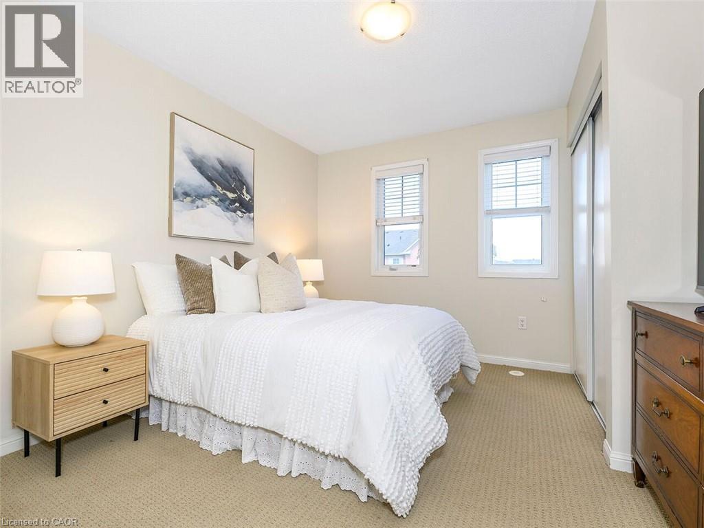 656 Frank Place, Milton, ON - Indoor Photo Showing Bedroom