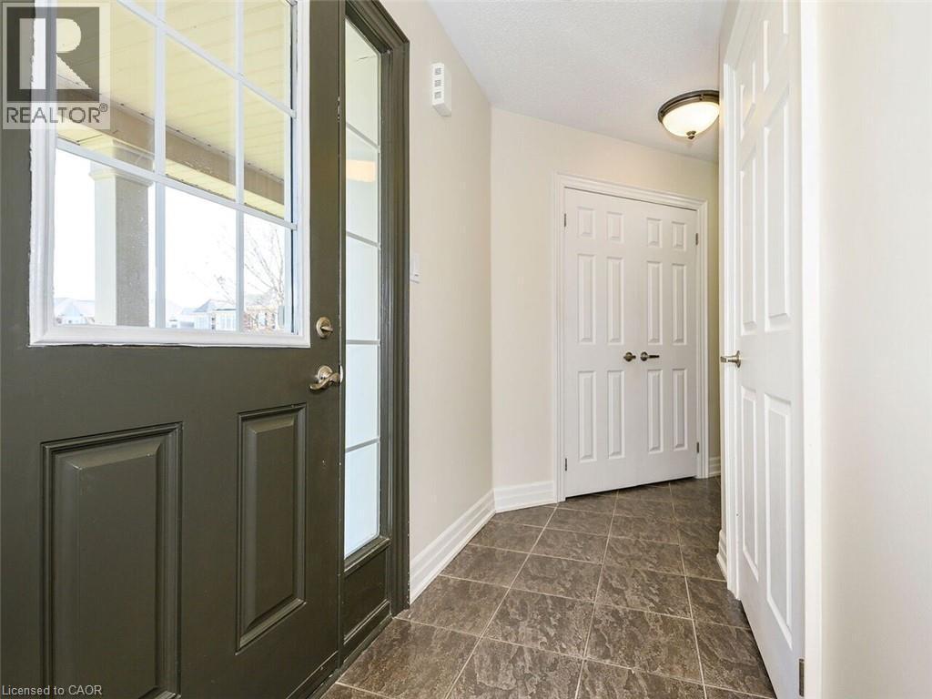 656 Frank Place, Milton, ON - Indoor Photo Showing Other Room