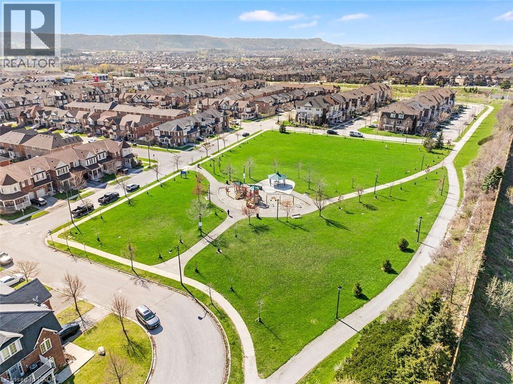 656 Frank Place, Milton, ON - Outdoor With View