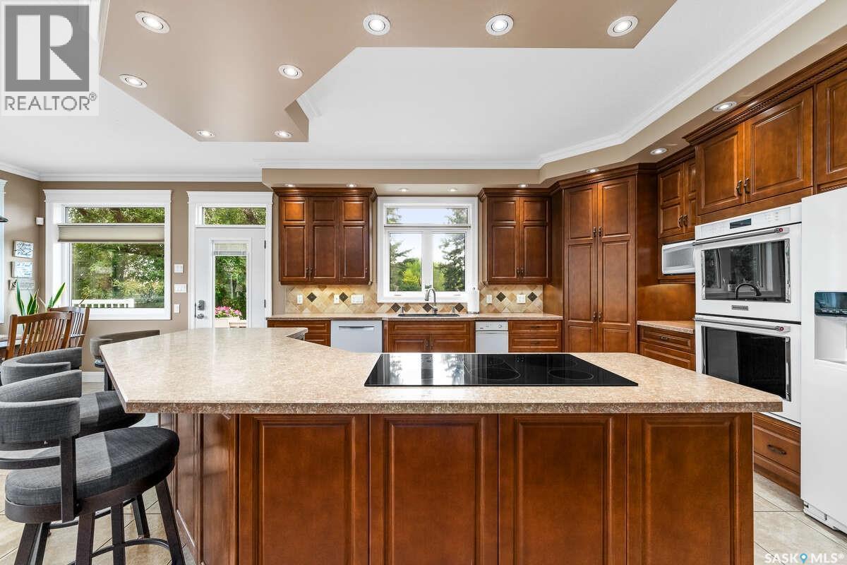 914 Tatanka Drive, Sun Valley, SK - Indoor Photo Showing Kitchen