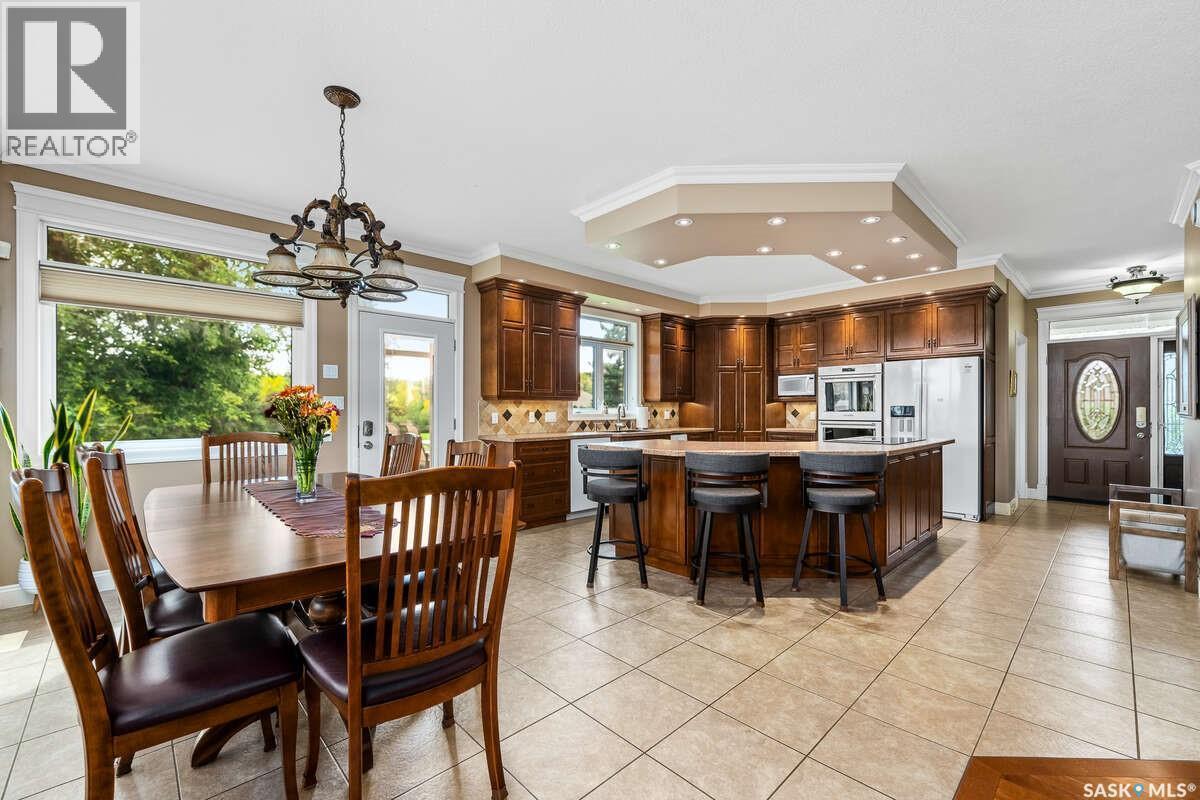 914 Tatanka Drive, Sun Valley, SK - Indoor Photo Showing Dining Room