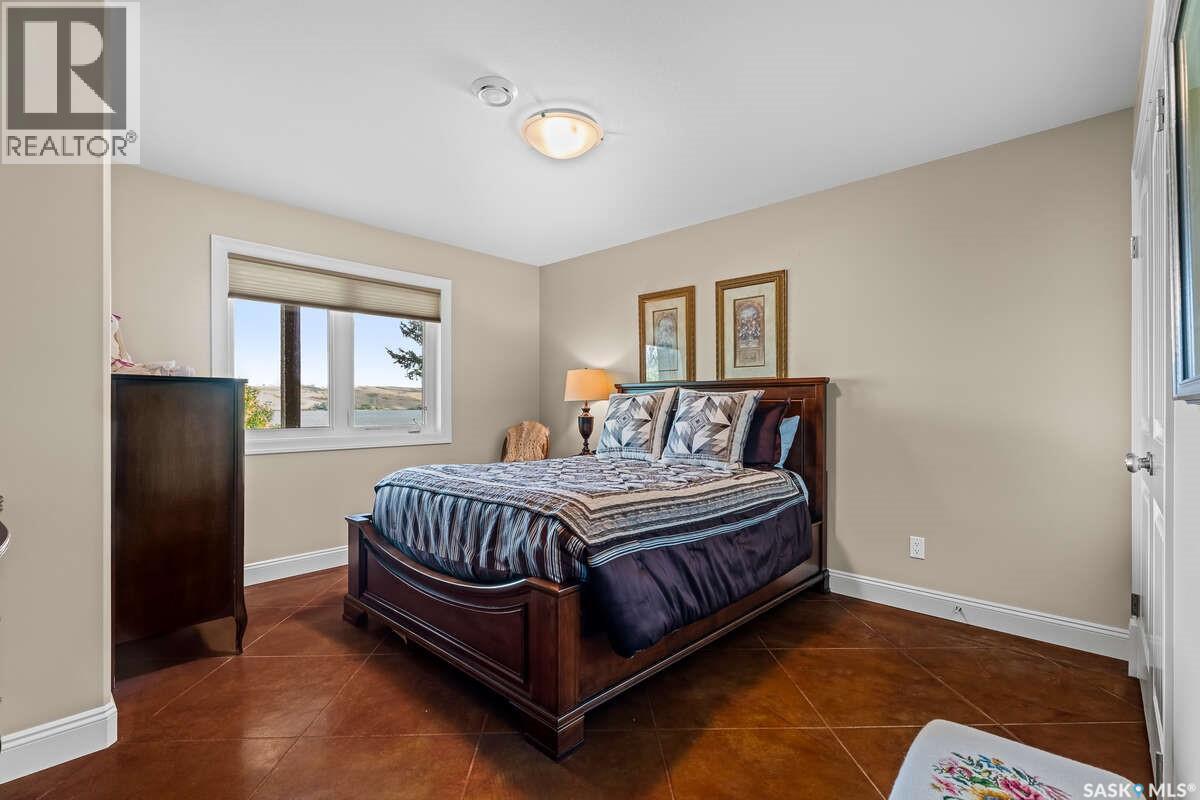 914 Tatanka Drive, Sun Valley, SK - Indoor Photo Showing Bedroom