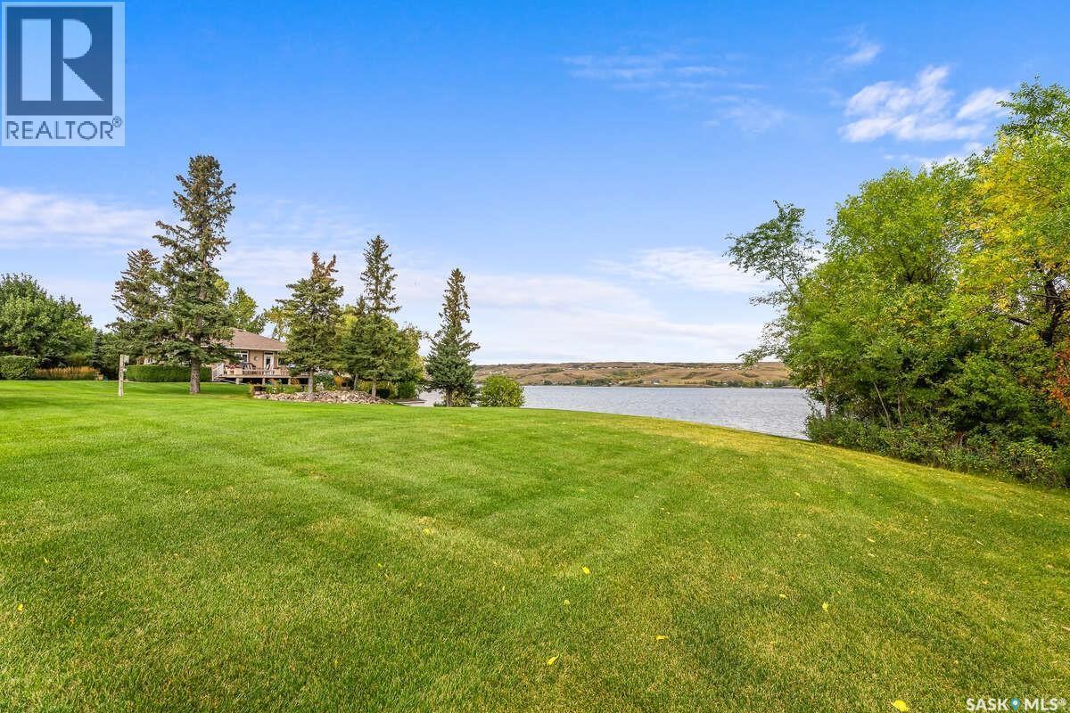 914 Tatanka Drive, Sun Valley, SK - Outdoor With View