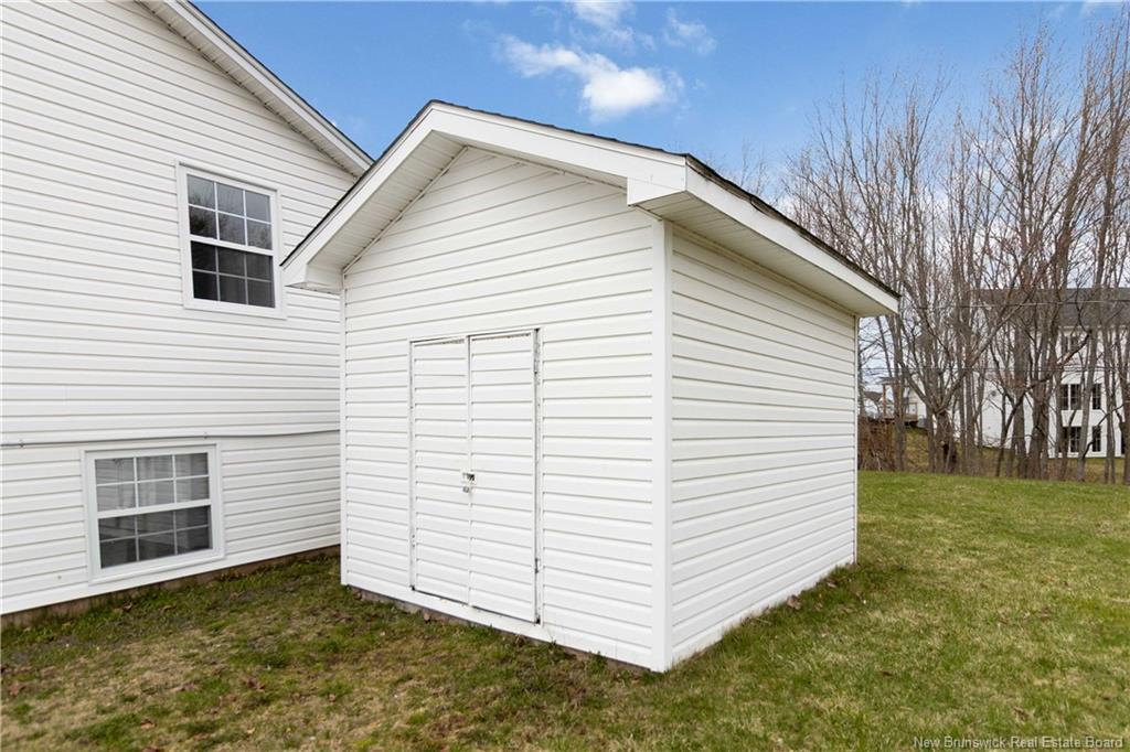 75 Algonquin Cres, Moncton, NB