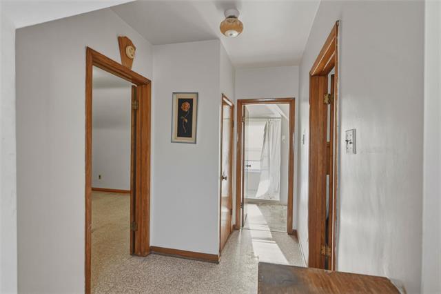 1665 Alexander Ave, Winnipeg, MB