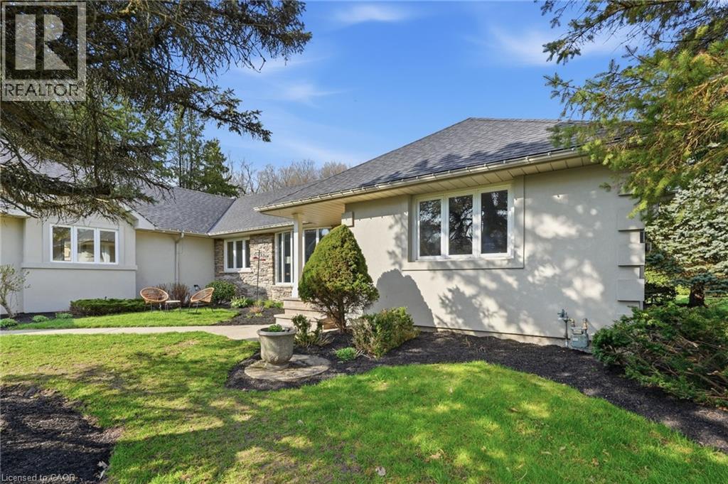 19 5Th Concession E, Waterdown, ON - Outdoor