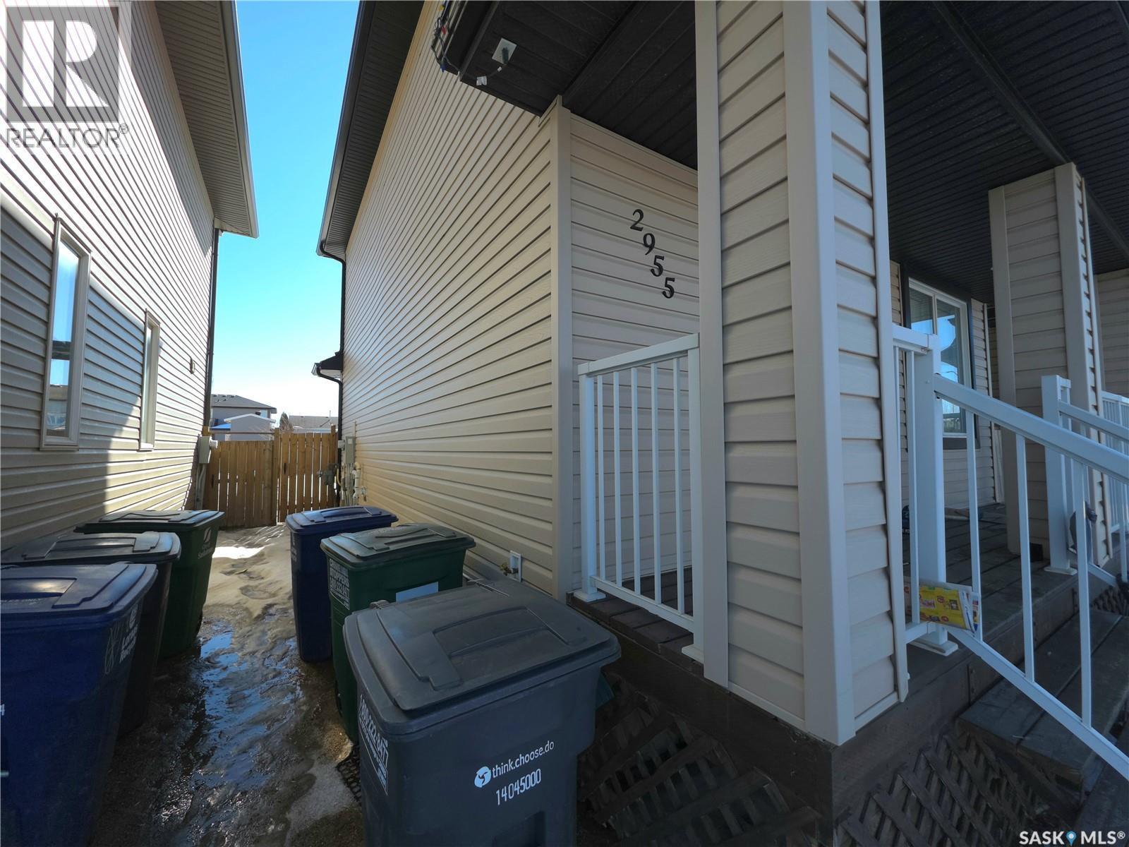 2955 Mcclocklin Road, Saskatoon, SK - Outdoor With Exterior