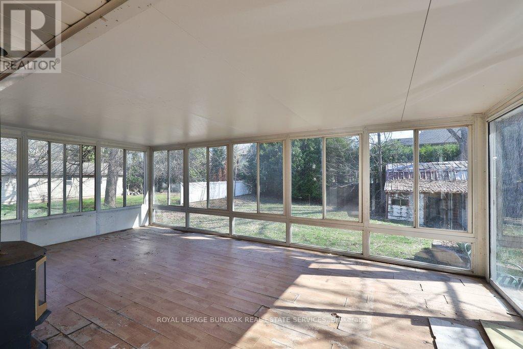 759 King Road, Burlington, ON - Indoor Photo Showing Other Room