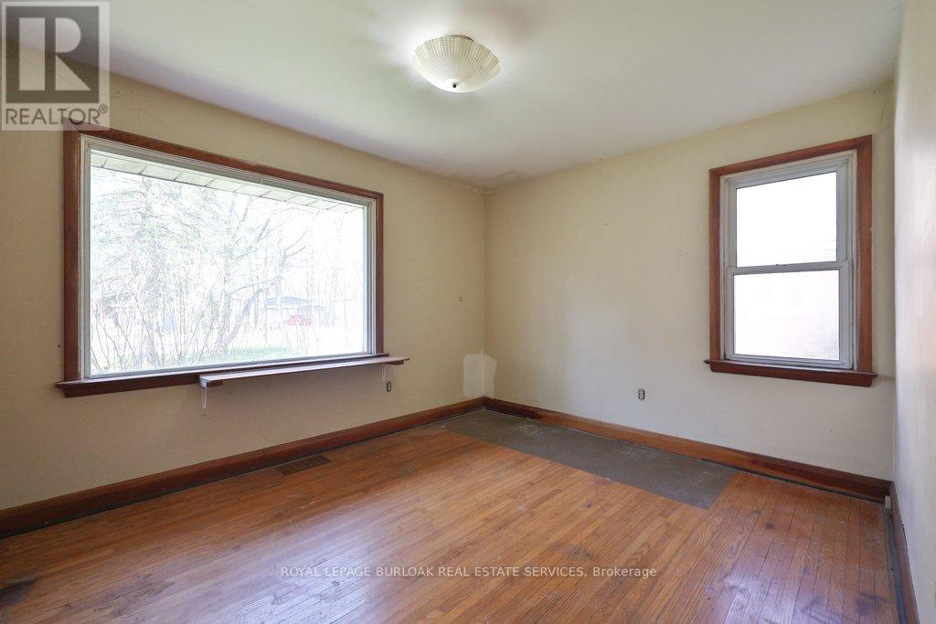 759 King Road, Burlington, ON - Indoor Photo Showing Other Room