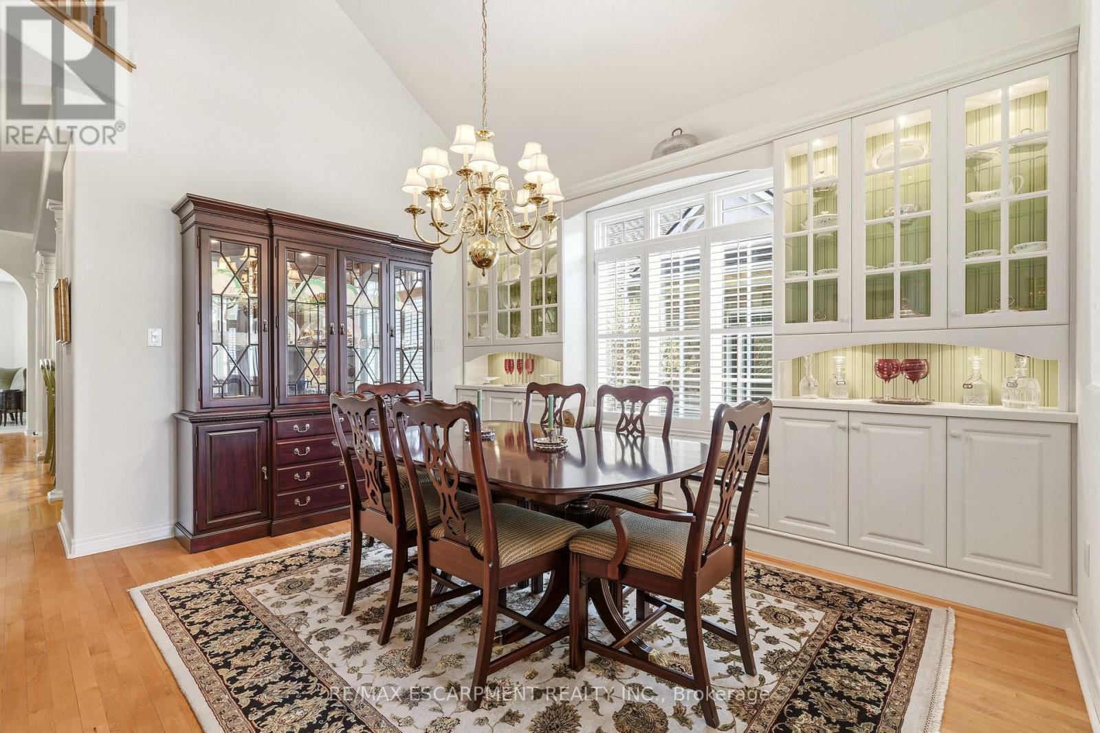 4172 Stonebridge Crescent, Burlington, ON - Indoor Photo Showing Dining Room
