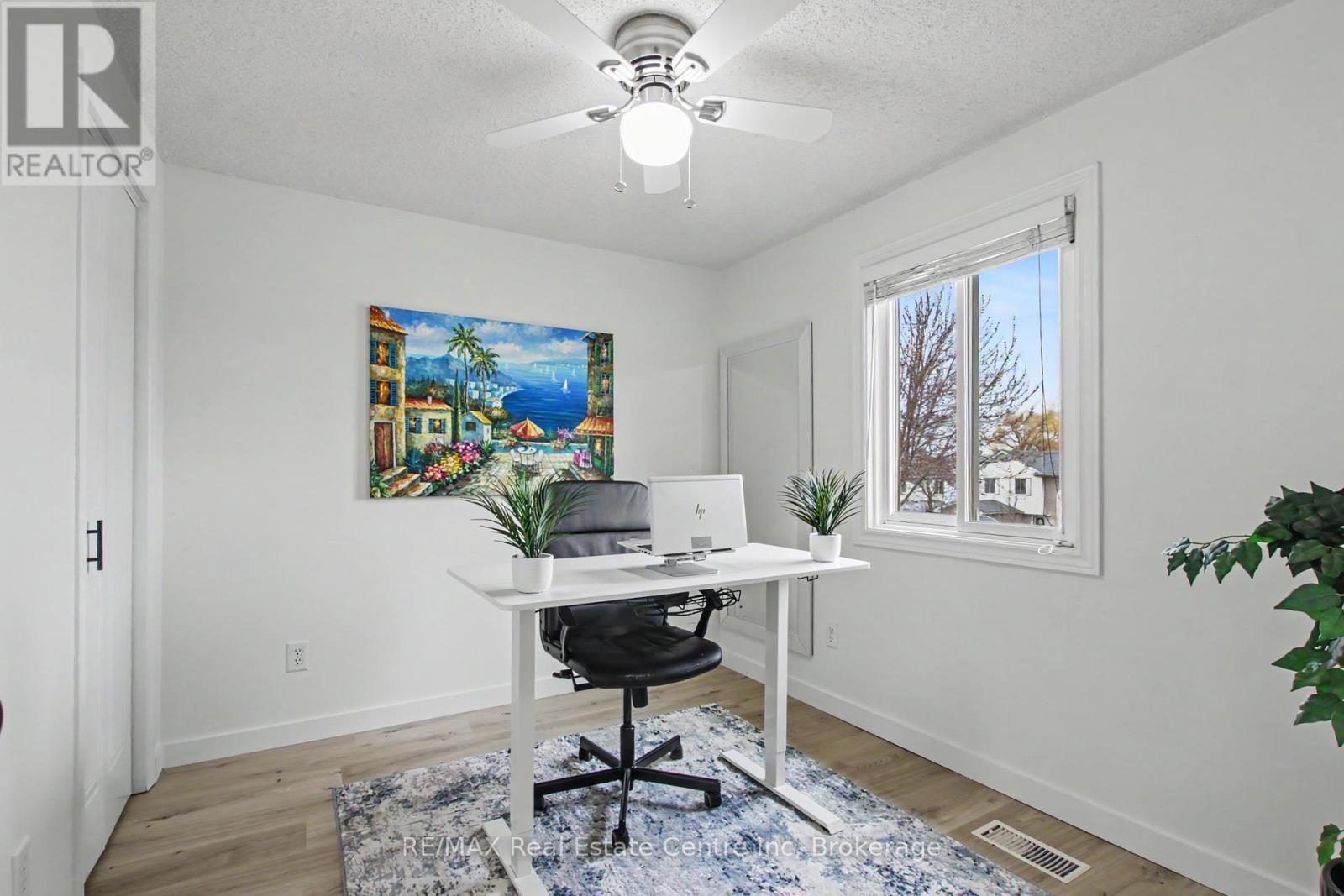 7 Wycliffe Place, Kitchener, ON - Indoor Photo Showing Office