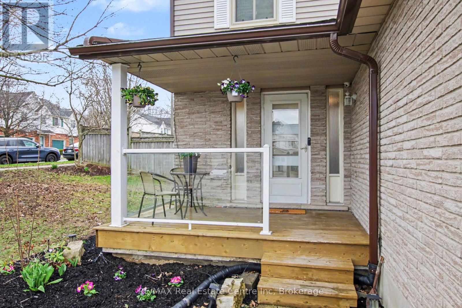 7 Wycliffe Place, Kitchener, ON - Outdoor With Deck Patio Veranda With Exterior