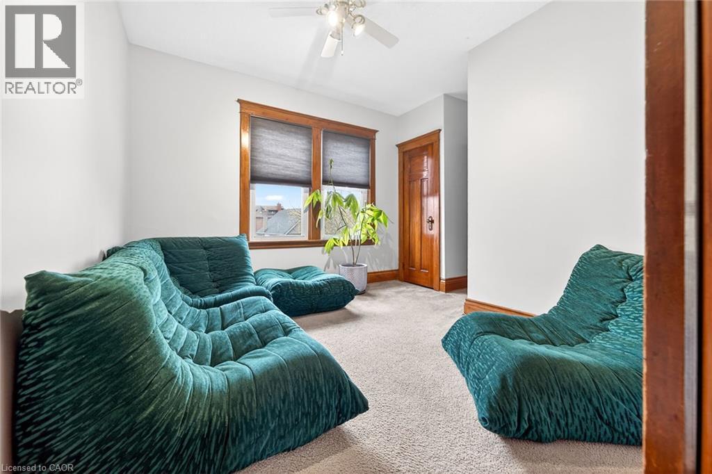 188 Park Row S, Hamilton, ON - Indoor