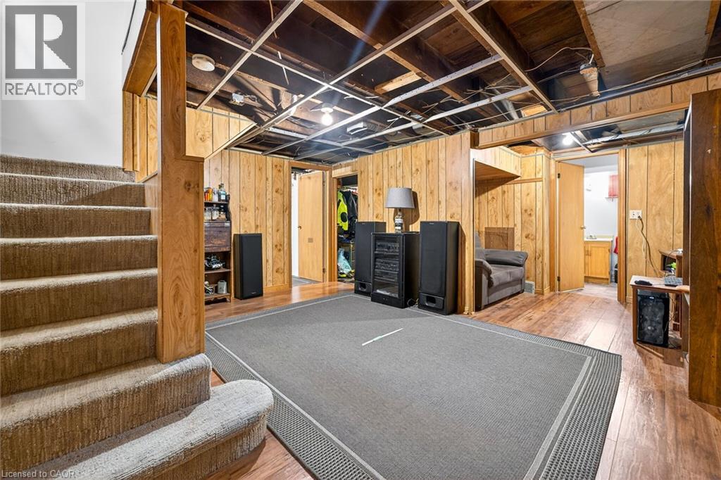 188 Park Row S, Hamilton, ON - Indoor Photo Showing Other Room