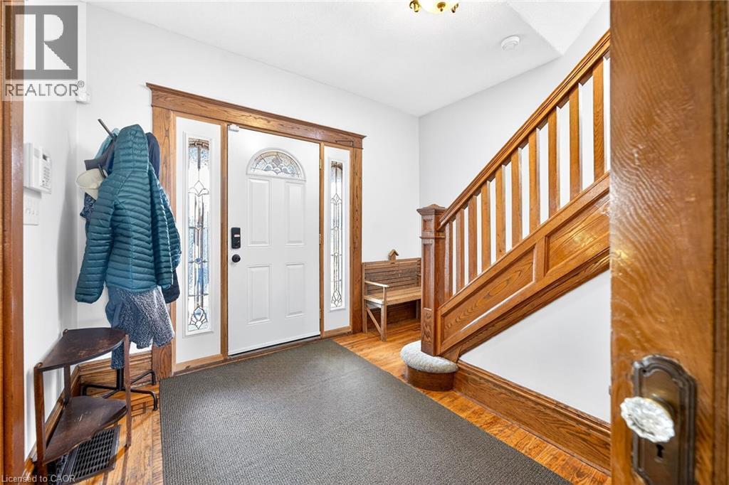 188 Park Row S, Hamilton, ON - Indoor Photo Showing Other Room