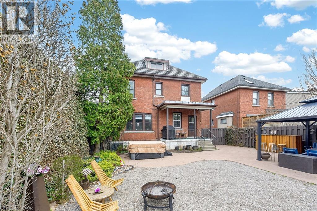 188 Park Row S, Hamilton, ON - Outdoor