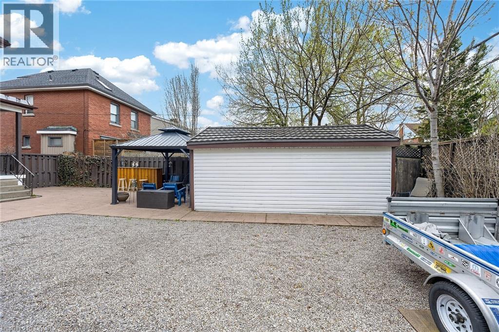188 Park Row S, Hamilton, ON - Outdoor