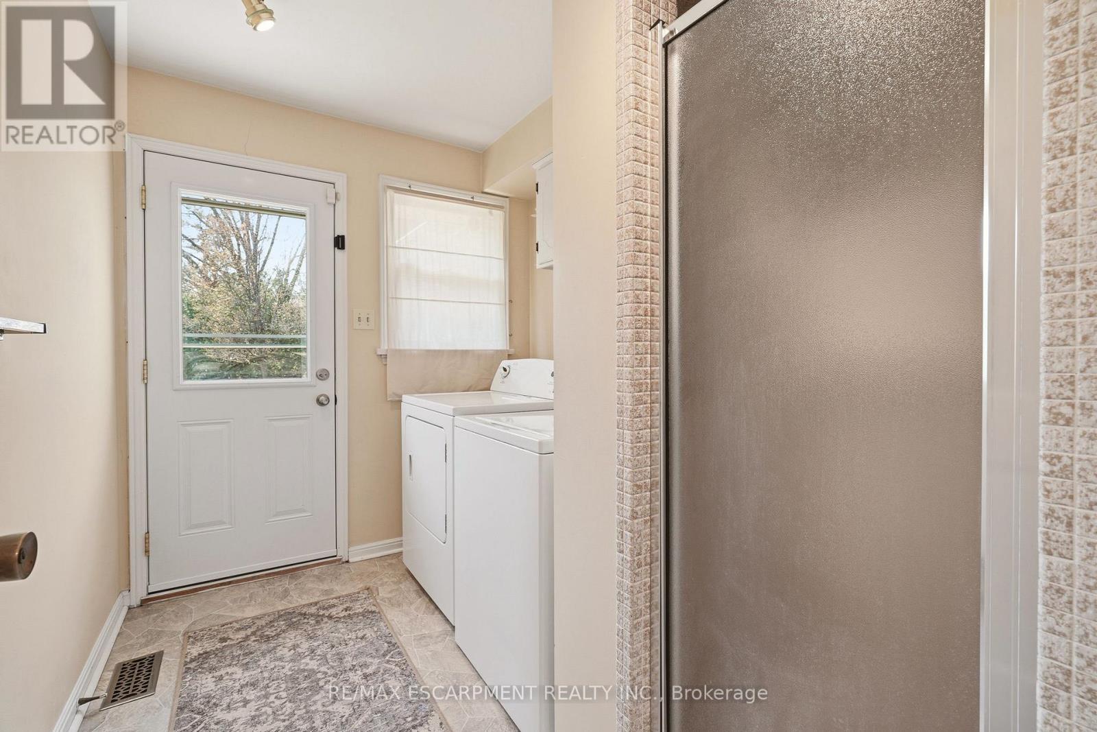 360 Pomona Avenue, Burlington, ON