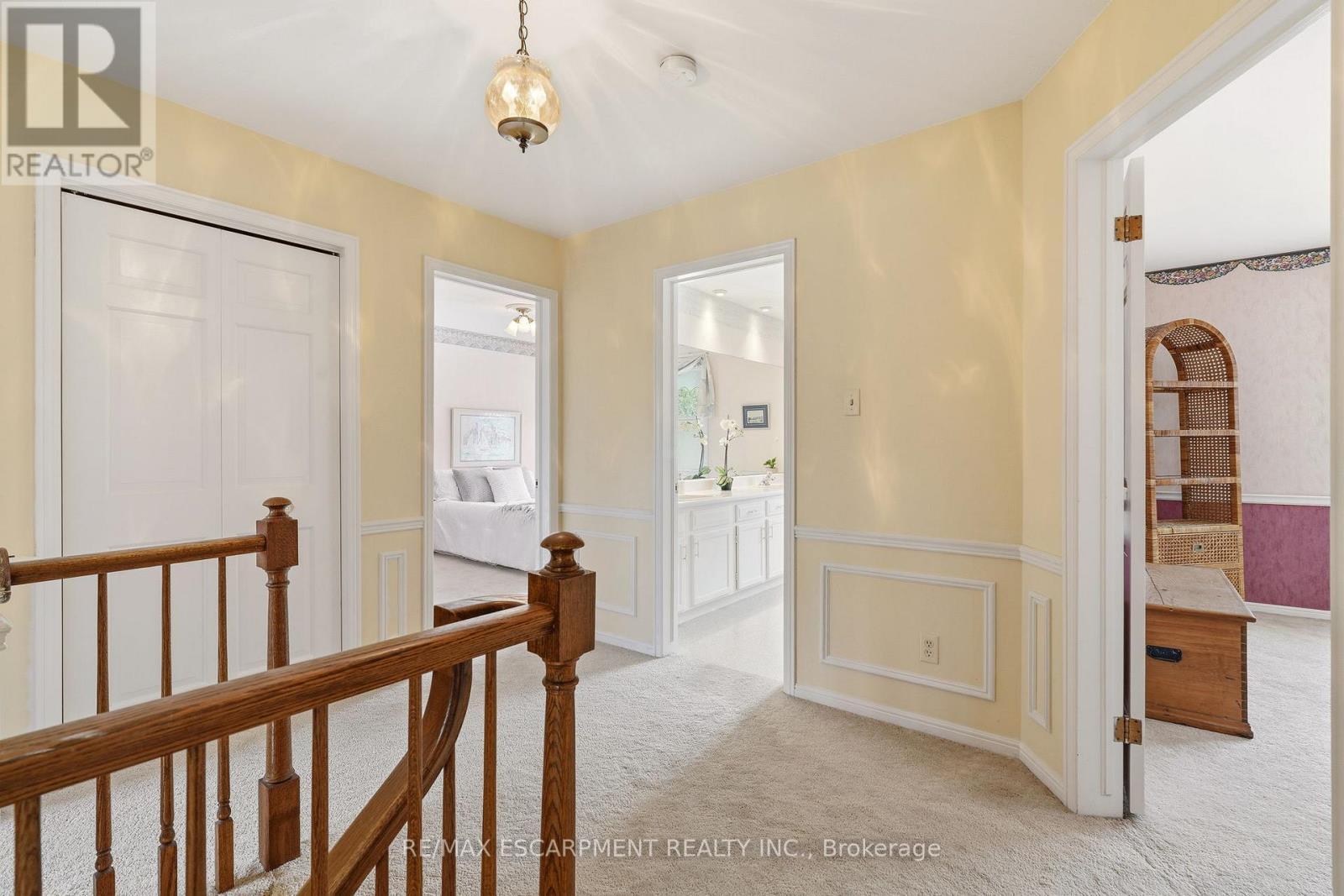 360 Pomona Avenue, Burlington, ON