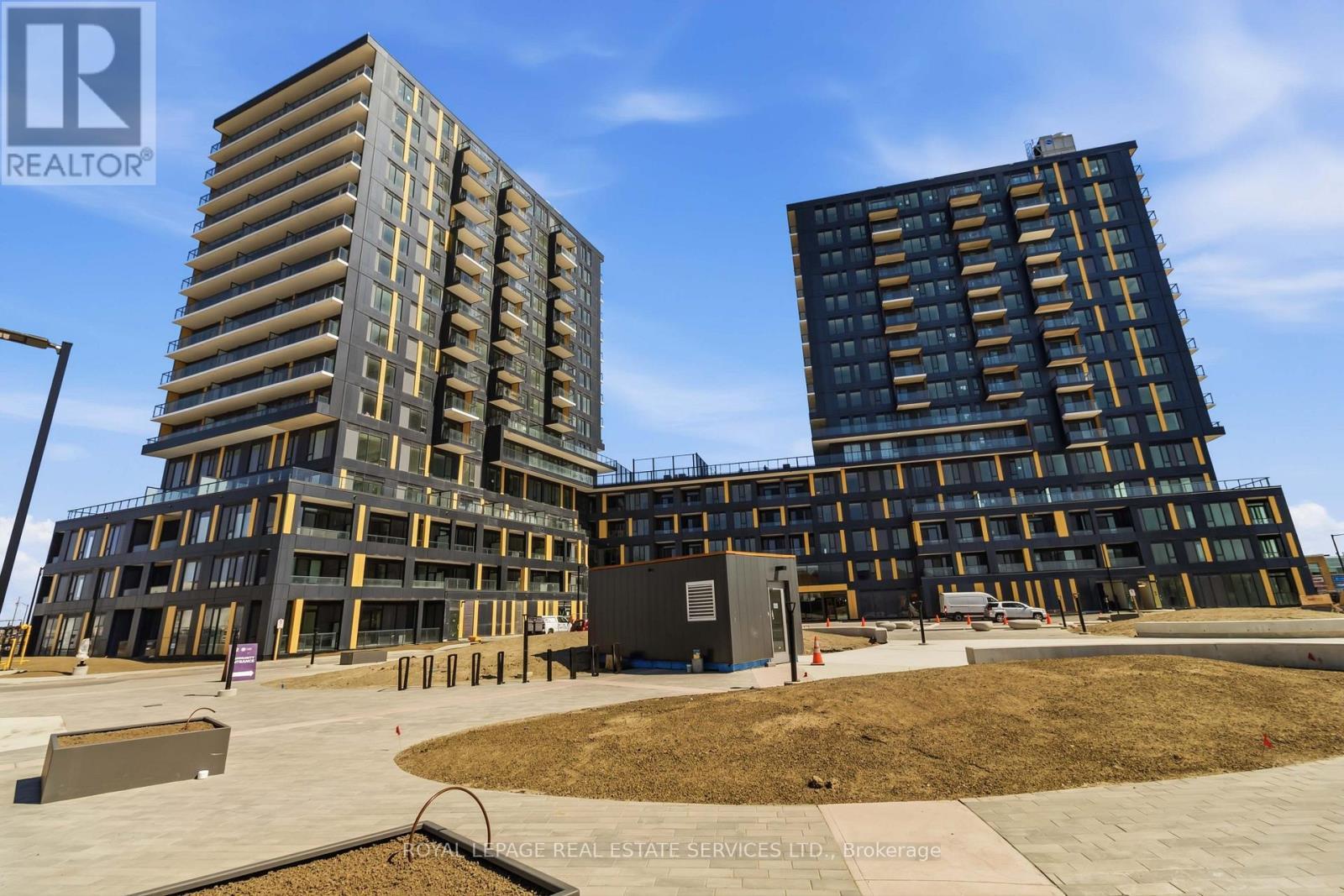122 - 4878 Powers Common, Burlington, ON - Outdoor With Balcony With Facade