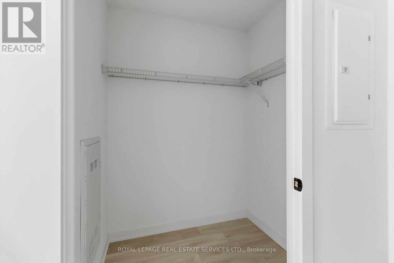 122 - 4878 Powers Common, Burlington, ON - Indoor With Storage